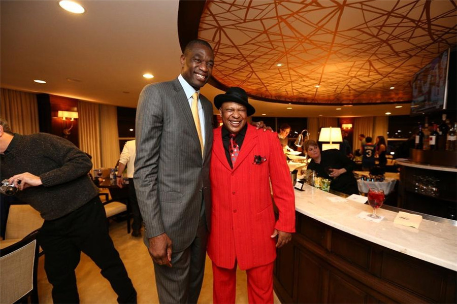 着分类垃圾 着分类垃圾