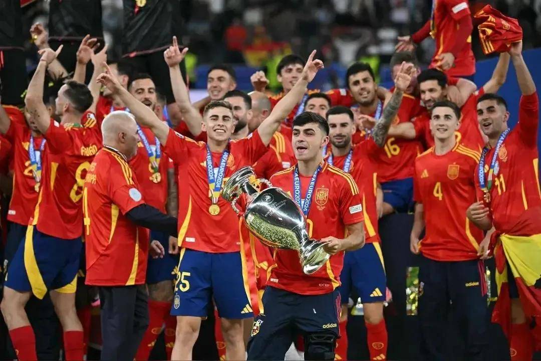 知名的俱乐 知名的俱乐