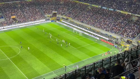 的首场对决 的首场对决