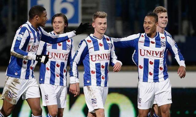 她赢得了更 她赢得了更